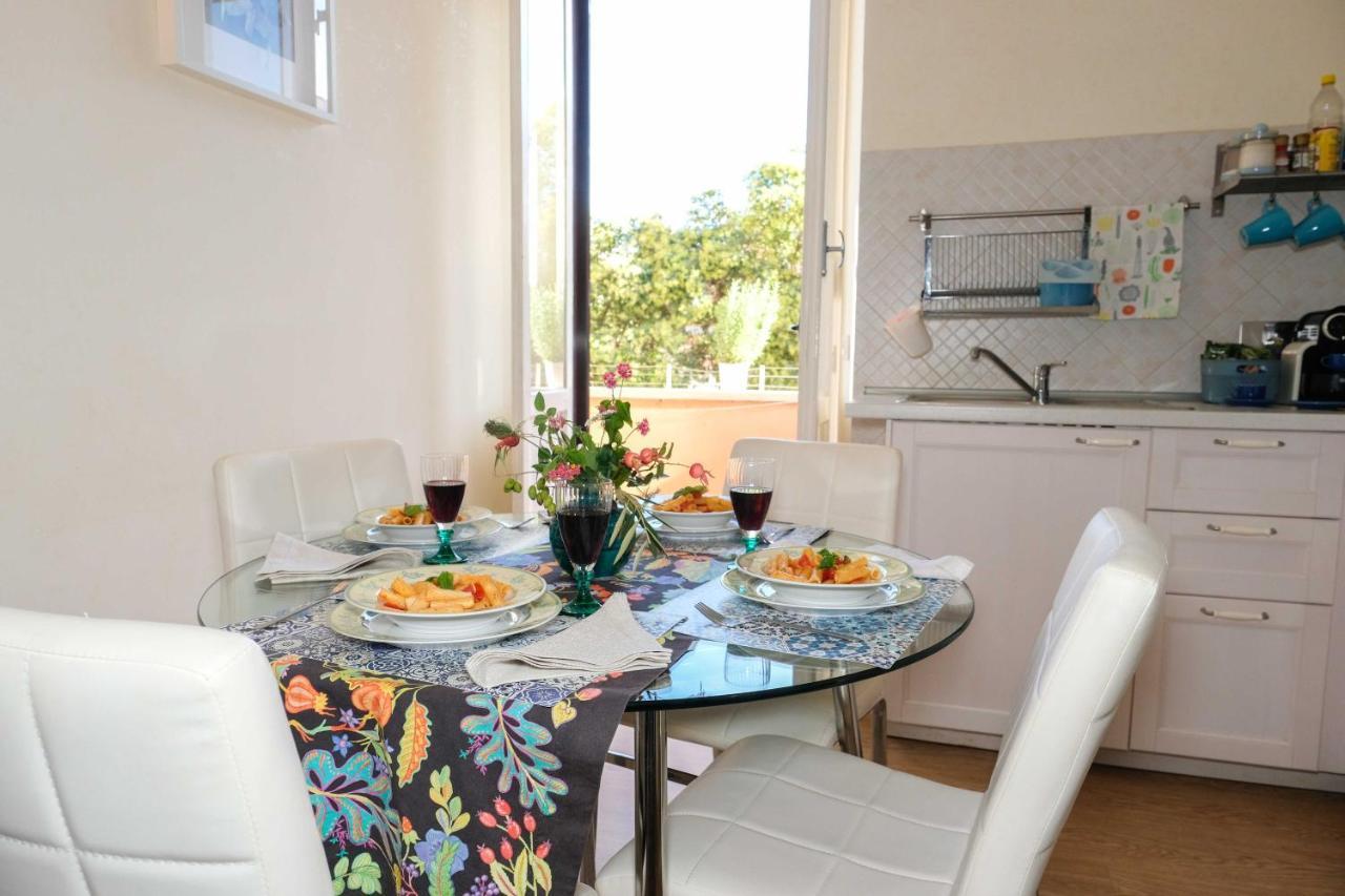 Azzurra Apartment Rom